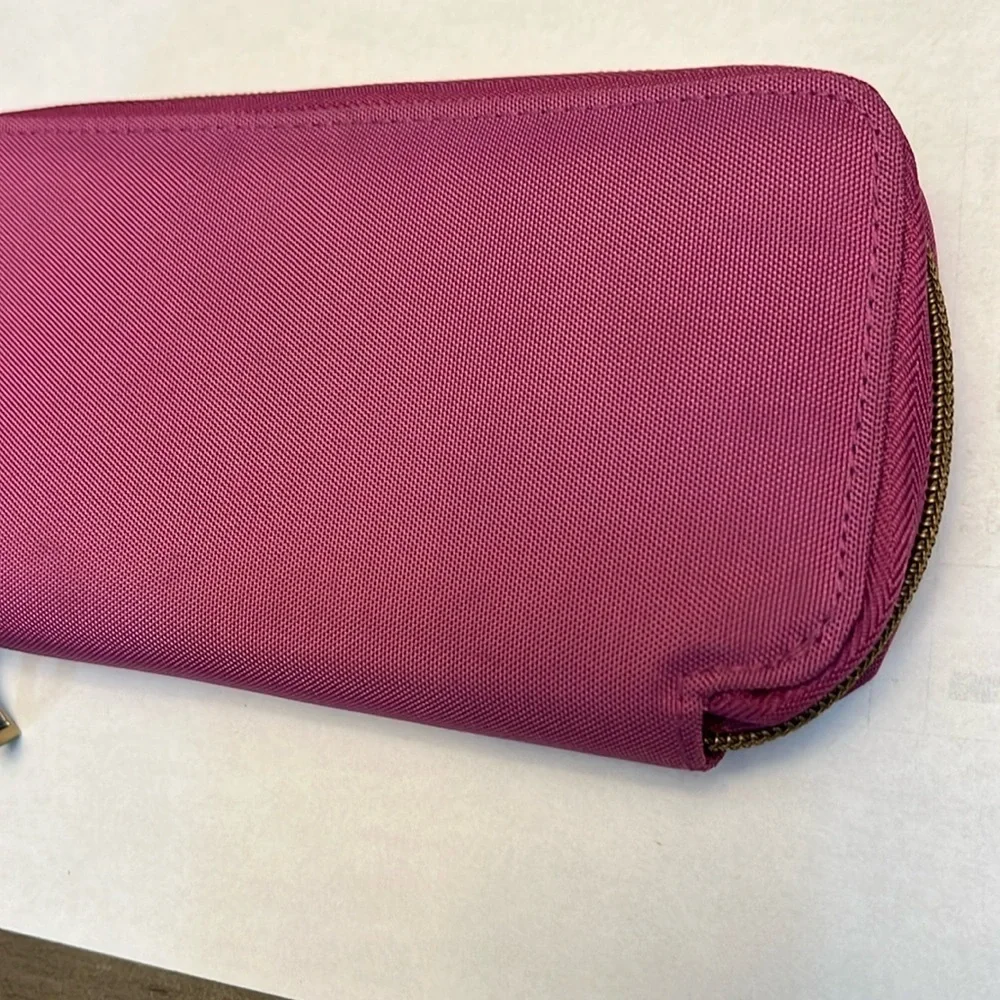 TRAVELON PURPLE ZIP AROUND WALLET RFID